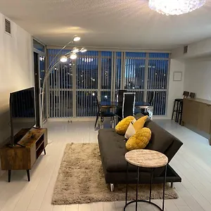 Appartement Cozy Open Concept 2br 2bath W/parking -jays/cn, Toronto